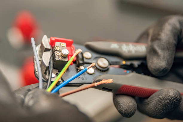 Best Electrical Troubleshooting Services  in Oradell, NJ